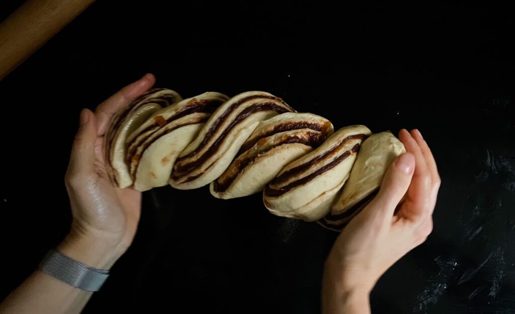 no-knead babka - forming